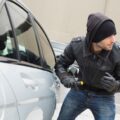 Jak chronić auto przed kradzieżą podczas codziennego użytkowania?