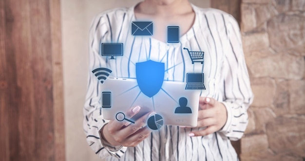 Jak chronić dane osobowe w internecie na co dzień?