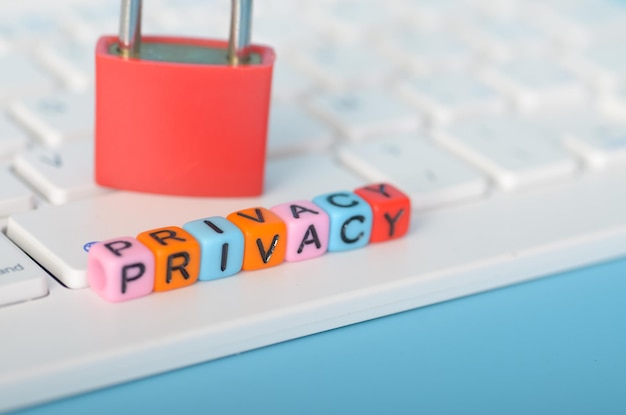 Privacy by default co to znaczy w praktyce?