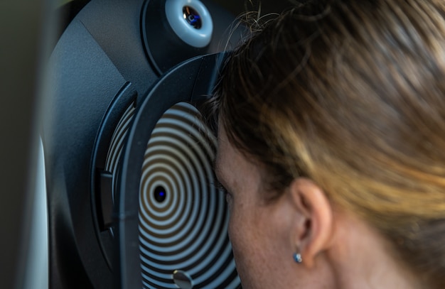 Jakie są sygnały dźwiękowe stosowane na drogach?