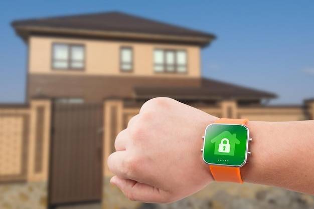 Jak zabezpieczyć się przed włamaniem do mieszkania?