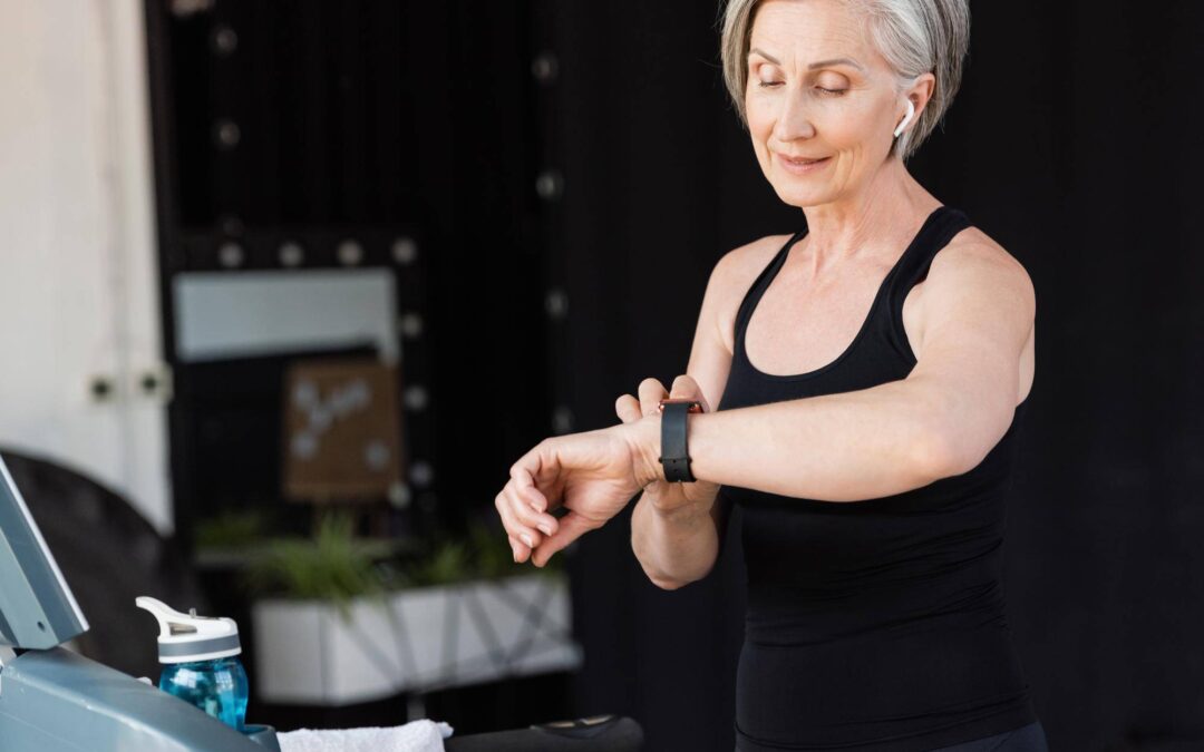 Jaki smartband dla seniora sprawdzi się na co dzień?