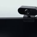 Jak podłączyć kamerę zewnętrzną do komputera bez problemów?